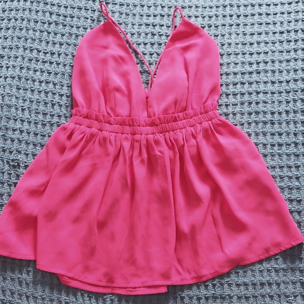 NWT Express XS hot pink peplum